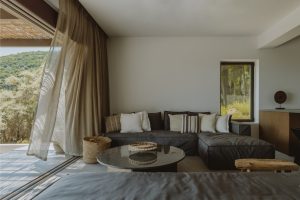 63131106 Edit (Large)